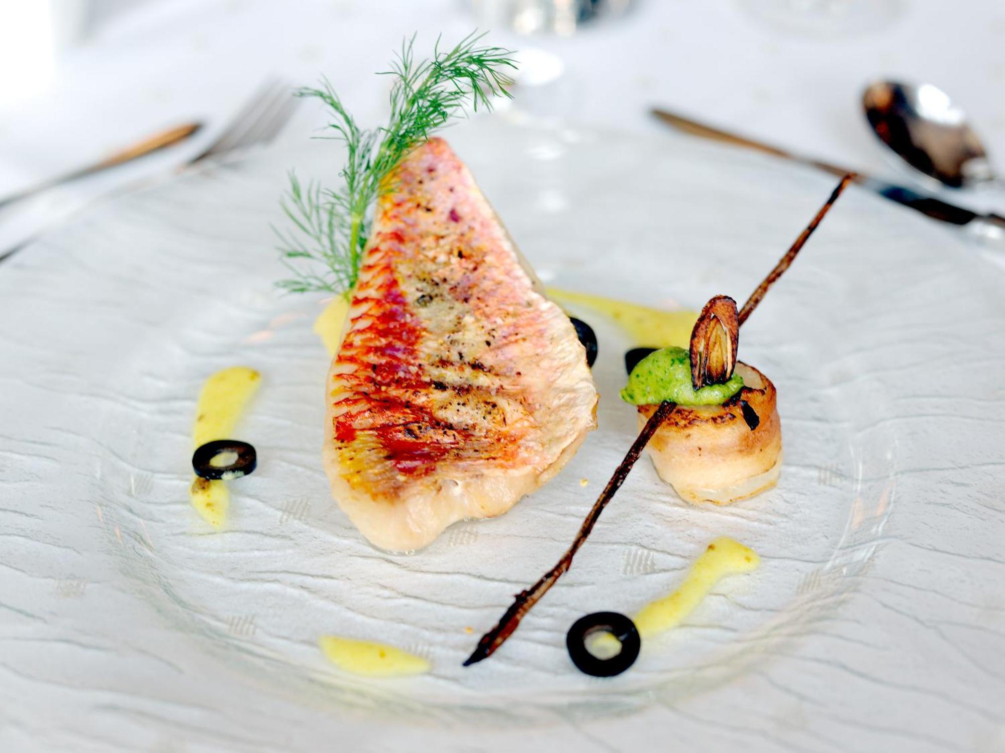 Golfpark Gut Dueneburg Hotel Харен Екстериор снимка