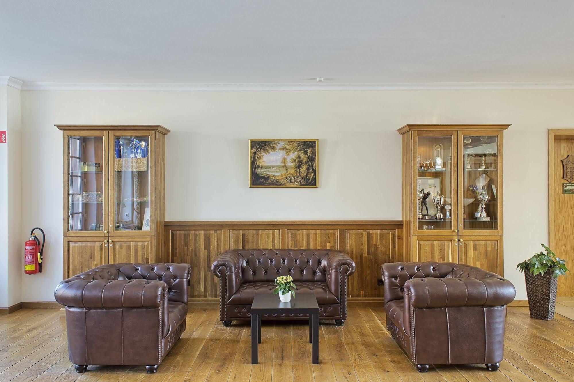 Golfpark Gut Dueneburg Hotel Харен Екстериор снимка