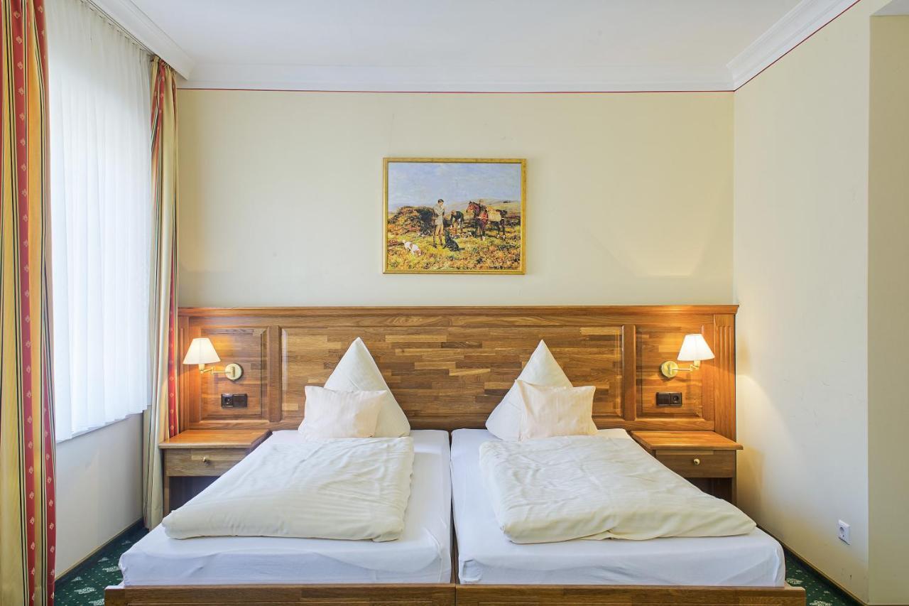 Golfpark Gut Dueneburg Hotel Харен Екстериор снимка